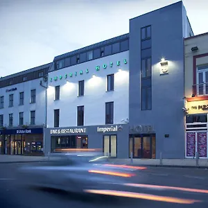 3* ホテル インペリアル